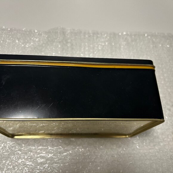 Eaton's Metal Tin - Picture 4 of 7